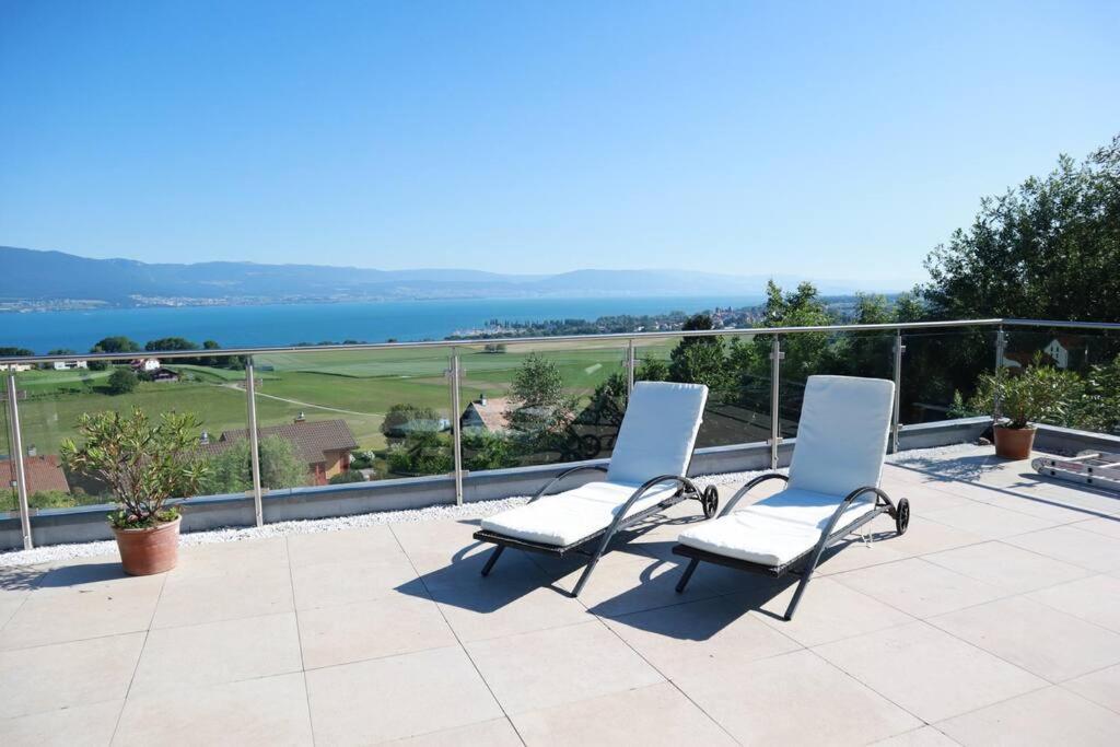 Chalet With Stunning Lake And Mountain Views Avec Une Vue A Couper Le Souffle, Une Spacieuse Terrasse Et Jardin Chatillon  Екстериор снимка