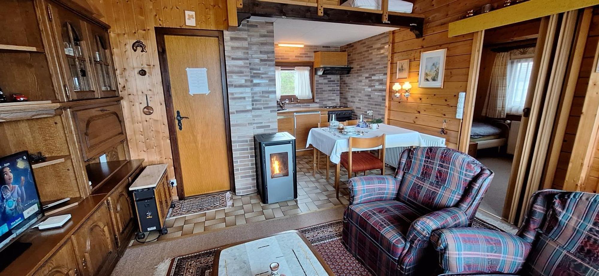 Chalet With Stunning Lake And Mountain Views Avec Une Vue A Couper Le Souffle, Une Spacieuse Terrasse Et Jardin Chatillon  Екстериор снимка