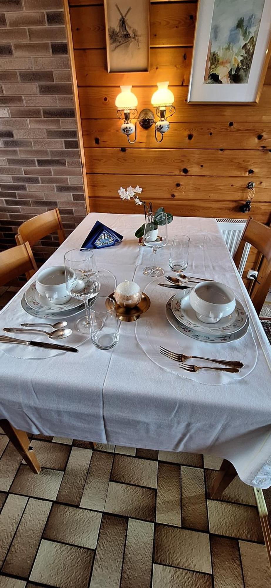 Chalet With Stunning Lake And Mountain Views Avec Une Vue A Couper Le Souffle, Une Spacieuse Terrasse Et Jardin Chatillon  Екстериор снимка